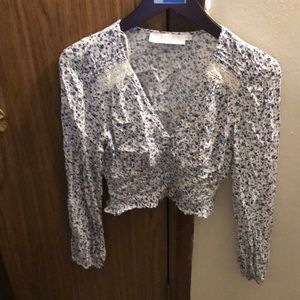 ASTR blue floral crop top